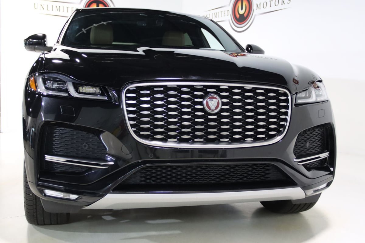 Used 2023 Jaguar F-PACE S AWD/4WD image 20