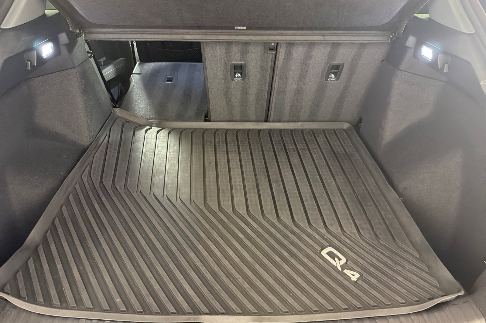 Certified 2023 Audi Q4 e-tron Prestige AWD/4WD image 14