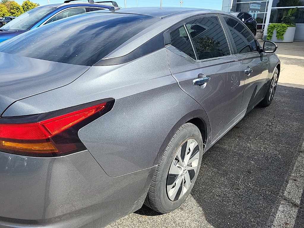 Used 2020 Nissan Altima 2.5 S FWD image 4
