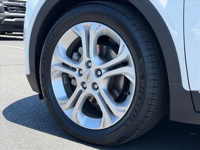 Used 2021 Chevrolet Bolt LT FWD image 21