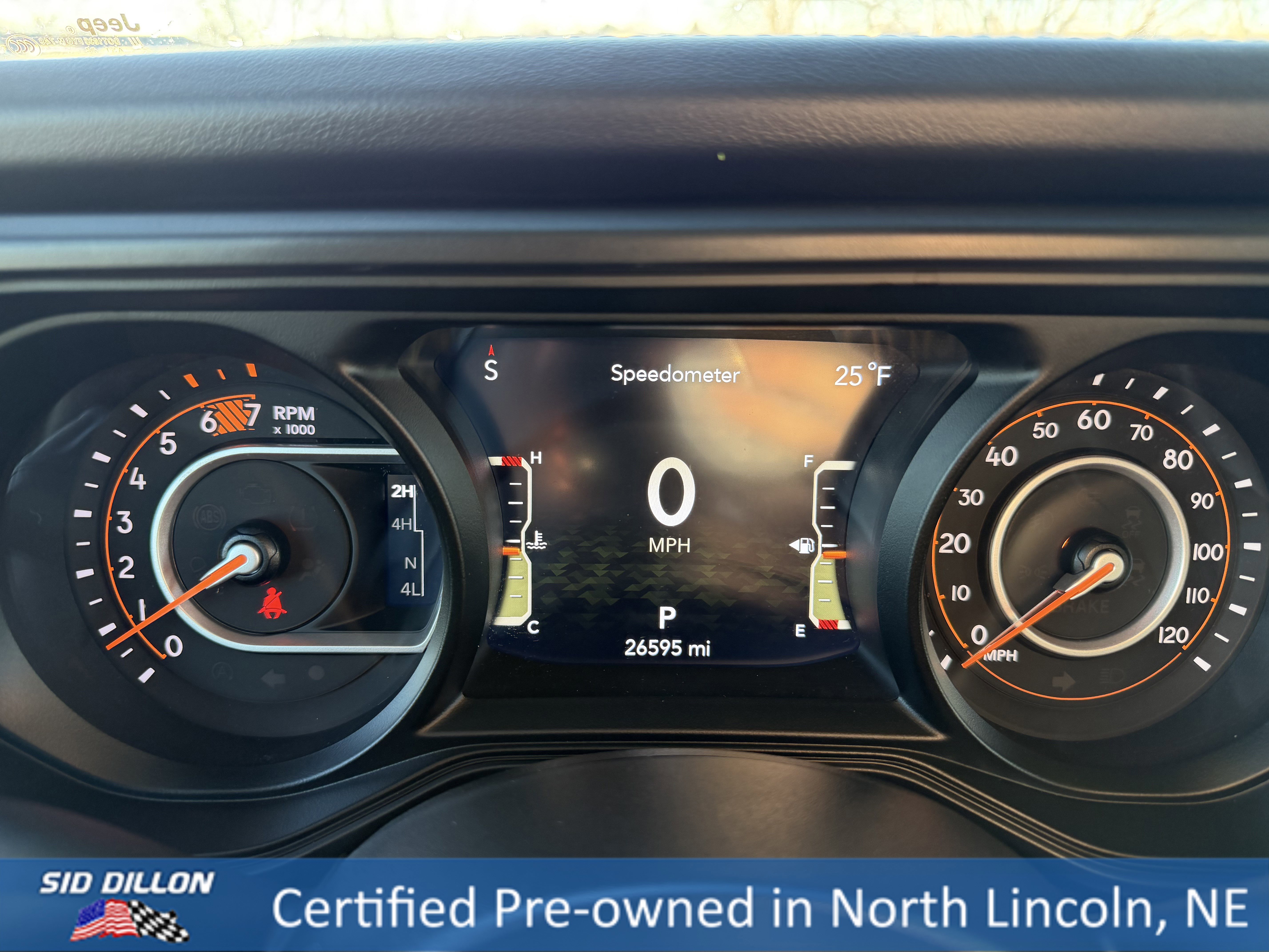 Used 2024 Jeep Wrangler Sahara w/ Technology Group image 13