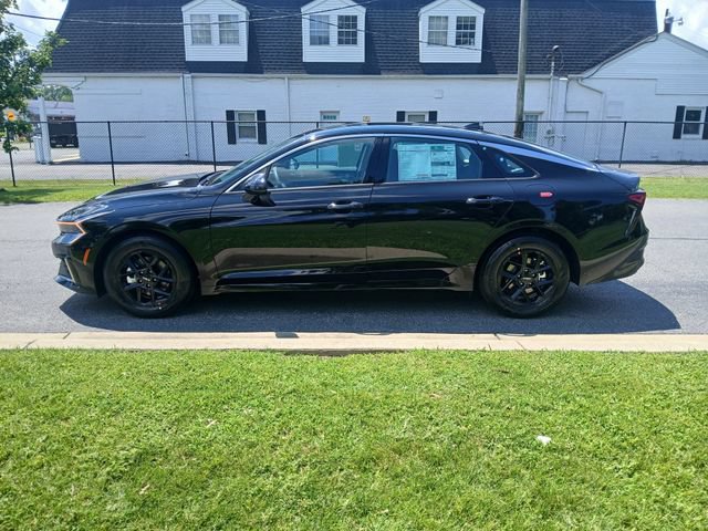 New 2026 Kia K5 LXS FWD image 3