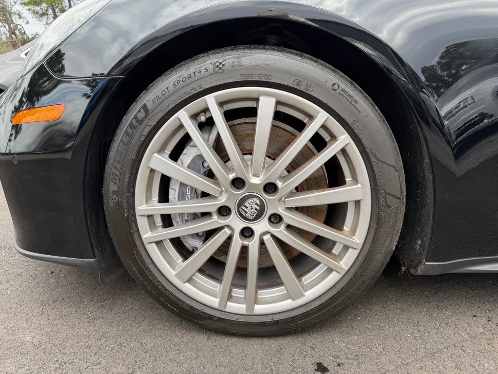 Used 2021 Porsche Panamera image 8