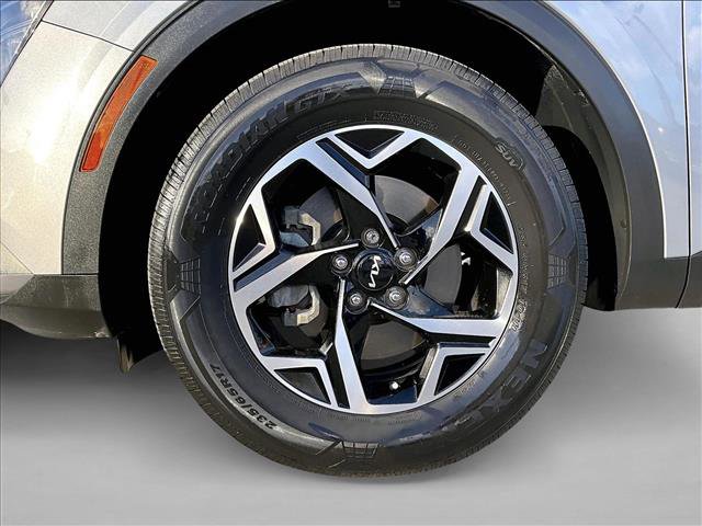Used 2024 Kia Sportage LX FWD image 10