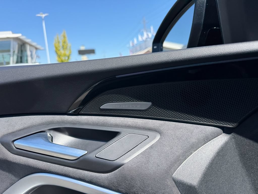 Used 2025 Audi SQ5 Prestige AWD/4WD image 14