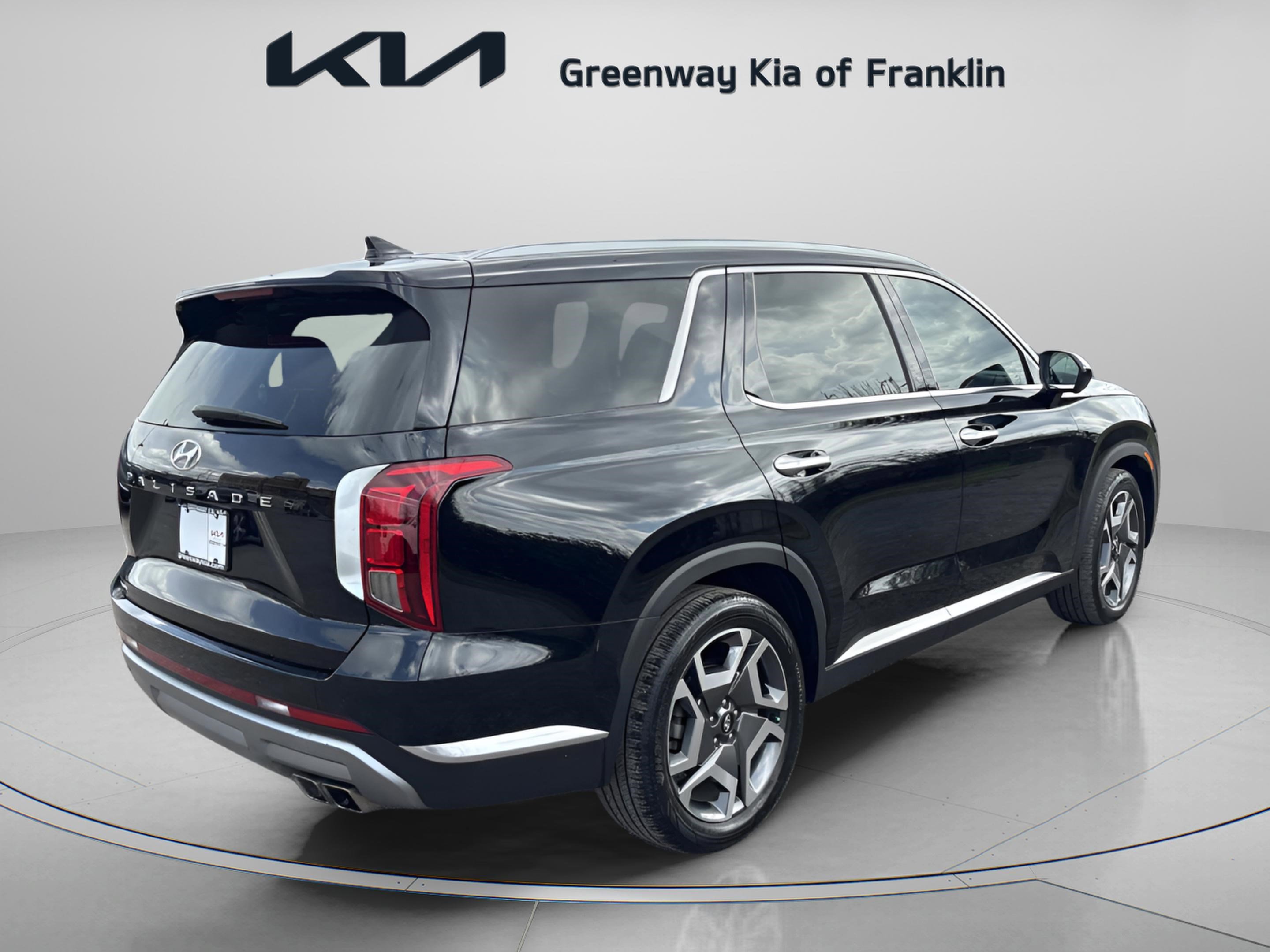 Used 2024 Hyundai Palisade Limited image 7