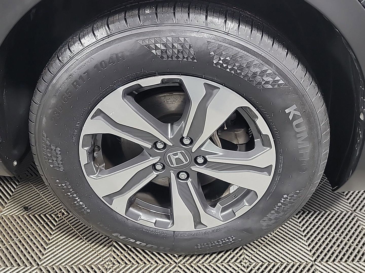 Certified 2019 Honda CR-V LX image 3