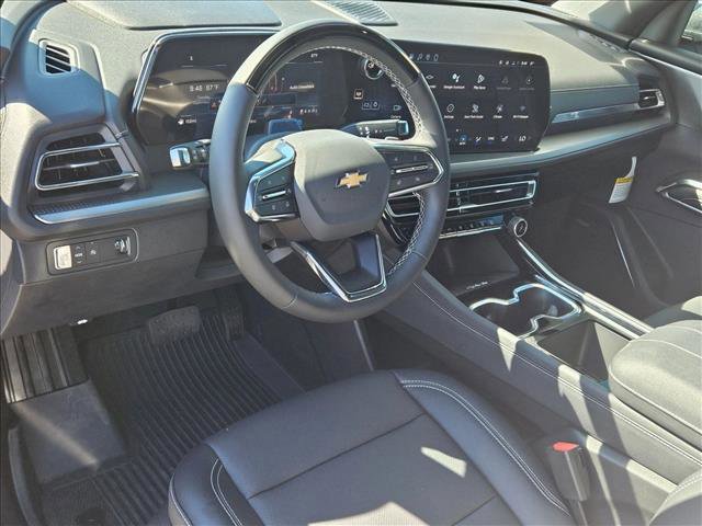 New 2026 Chevrolet Traverse LT w/ Enhanced Driving Package image 3