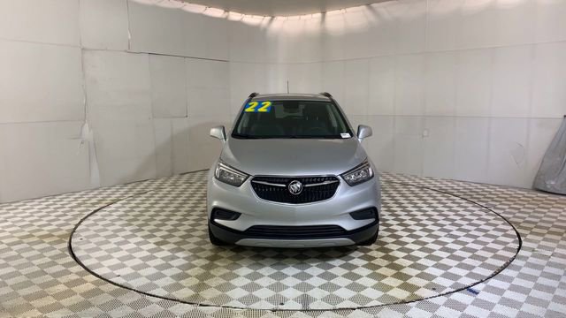 Used 2022 Buick Encore Preferred w/ Safety Package image 3