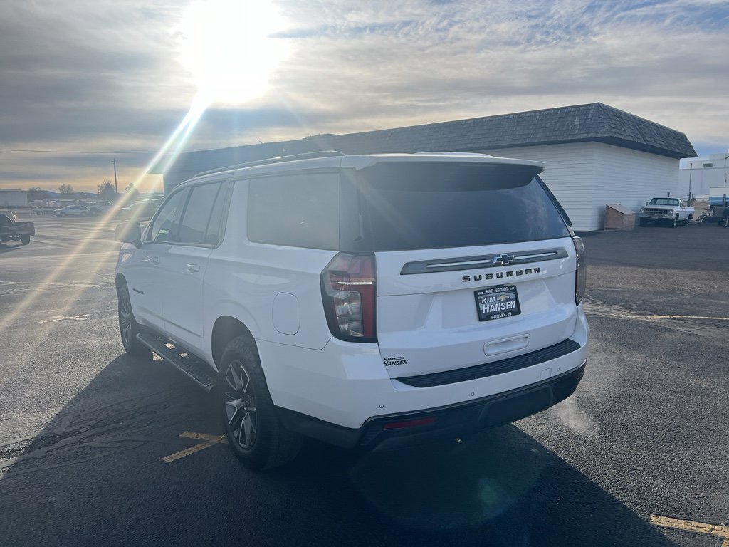 Used 2022 Chevrolet Suburban Z71 w/ Luxury Package image 5