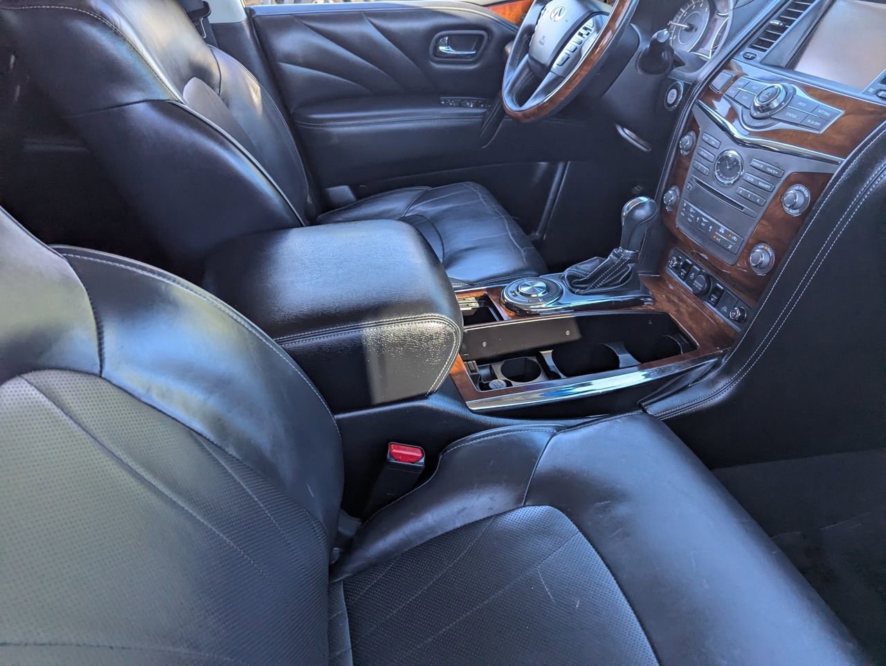 Used 2016 INFINITI QX80 2WD w/ Deluxe Technology Package image 12