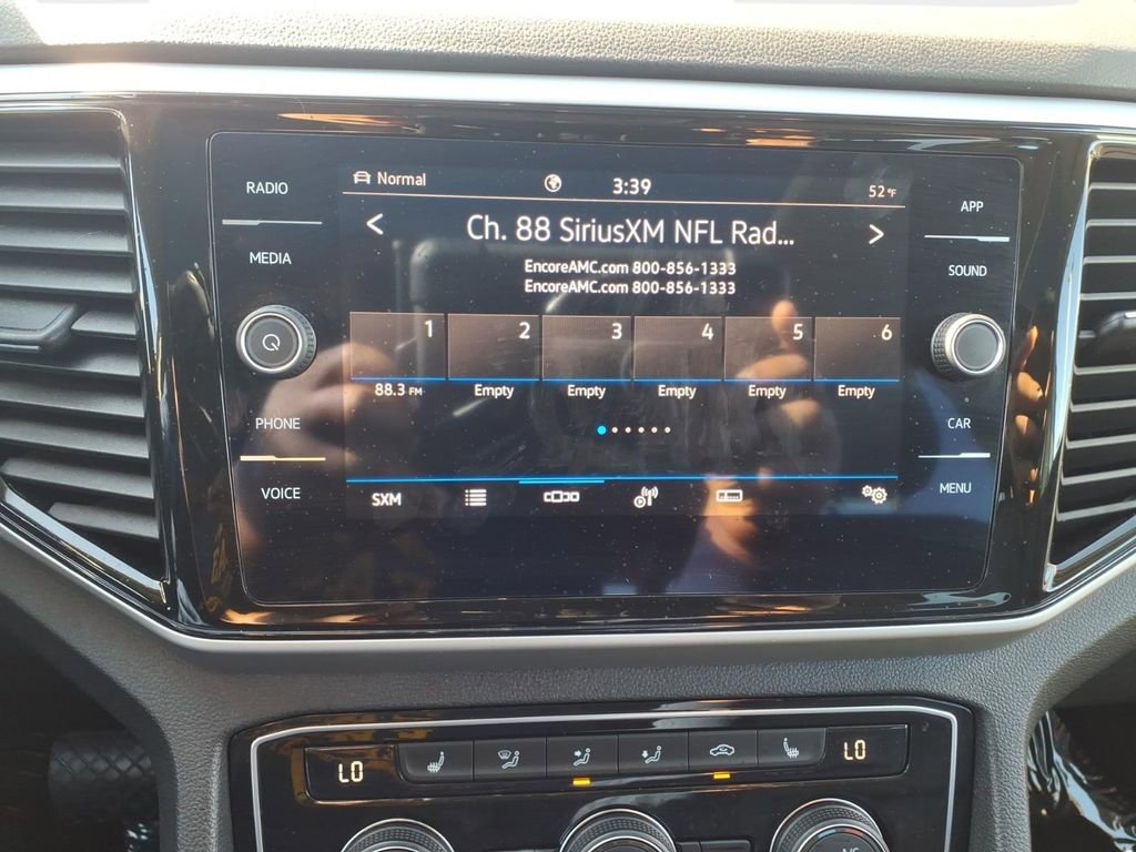 Used 2023 Volkswagen Atlas SE w/ Panoramic Sunroof Package image 19