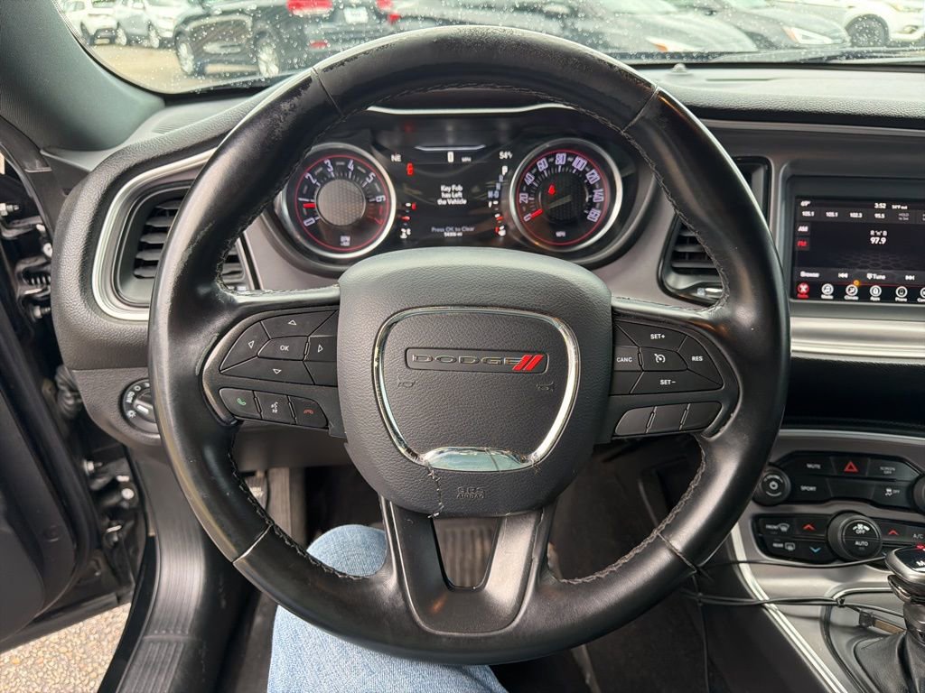 Used 2019 Dodge Challenger SXT image 13