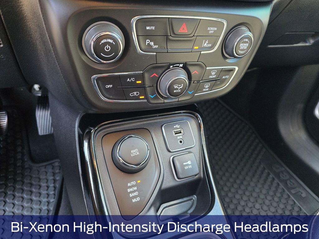 Used 2018 Jeep Compass Latitude w/ Popular Equipment Group AWD/4WD image 27