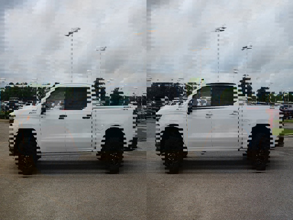 Used 2020 Chevrolet Silverado 1500 LT Trail Boss AWD/4WD image 11