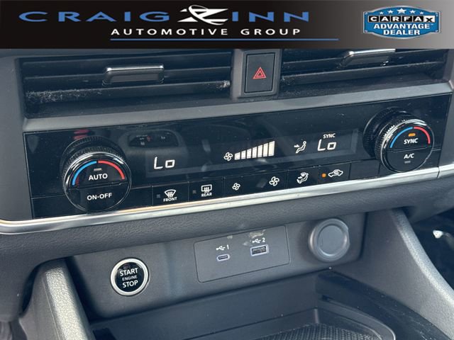 Used 2023 Nissan Rogue SV image 19