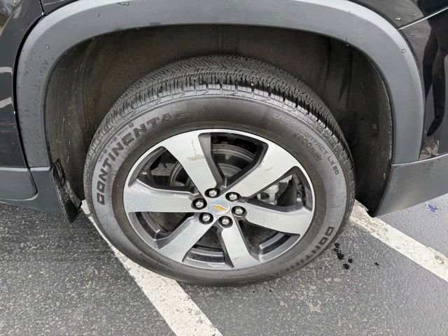 Used 2023 Chevrolet Traverse LT w/ LT Premium Package image 6