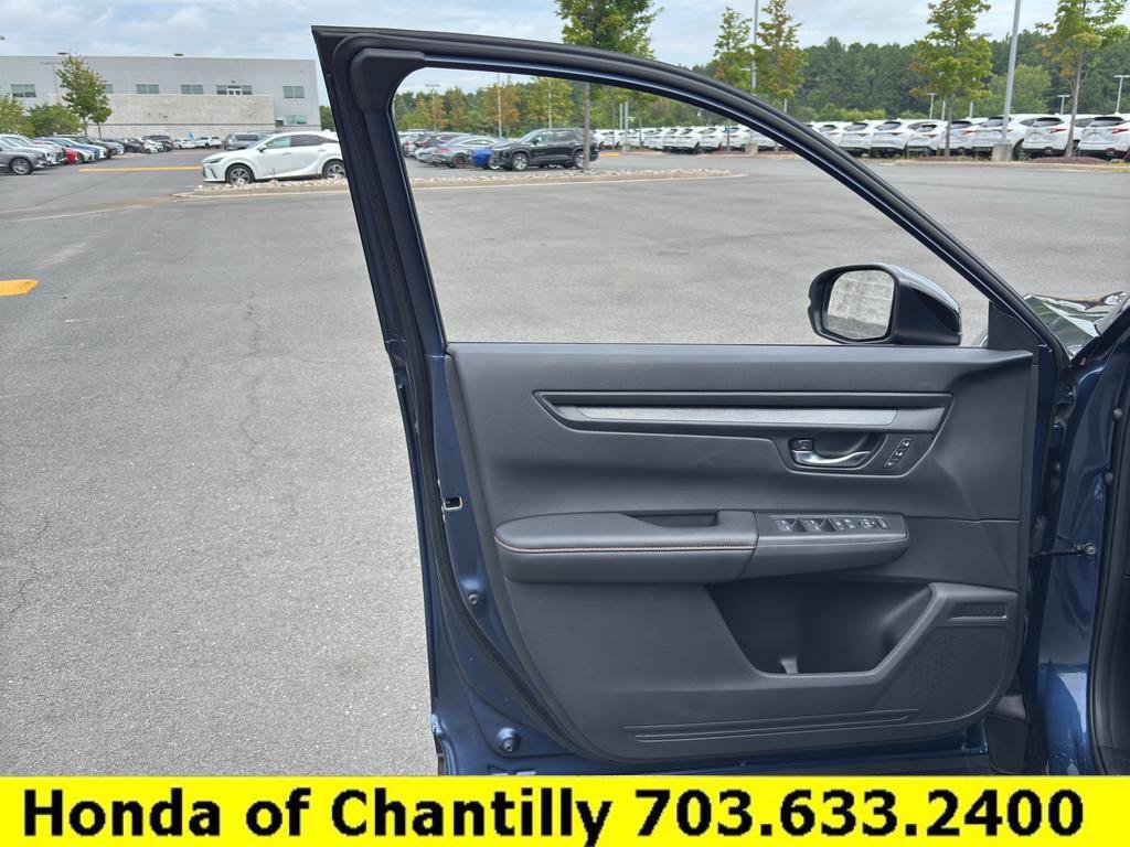 Used 2025 Honda CR-V Sport-L image 24