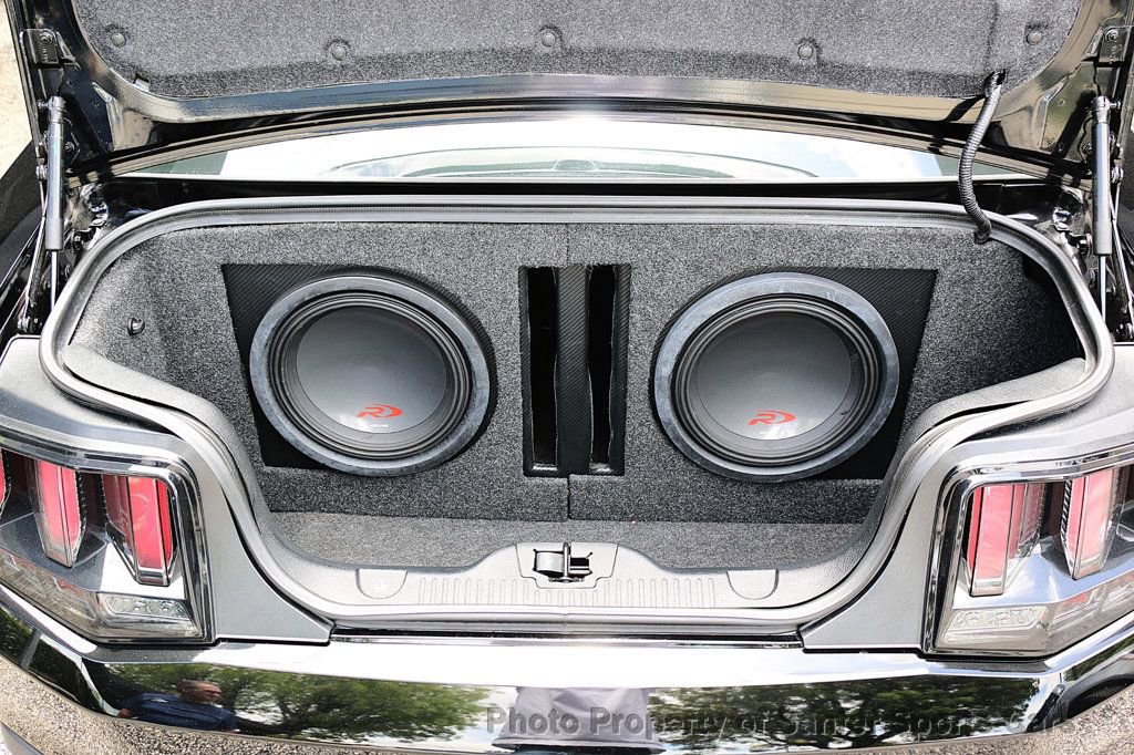 Used 2012 Ford Mustang Shelby GT500 w/ SVT Performance Pkg RWD image 8