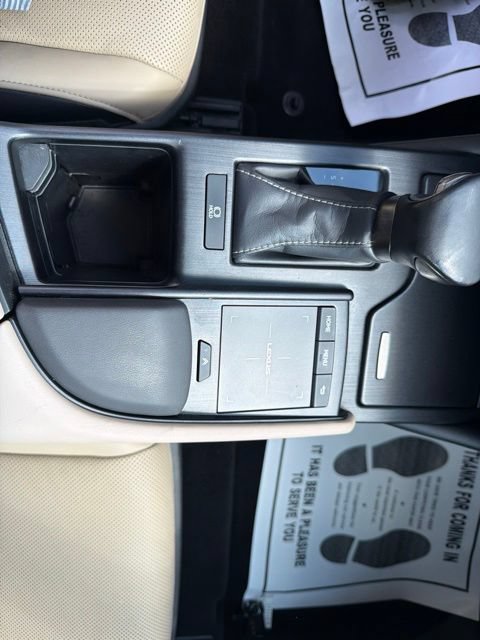 Used 2019 Lexus ES 350 w/ Premium Package FWD image 33