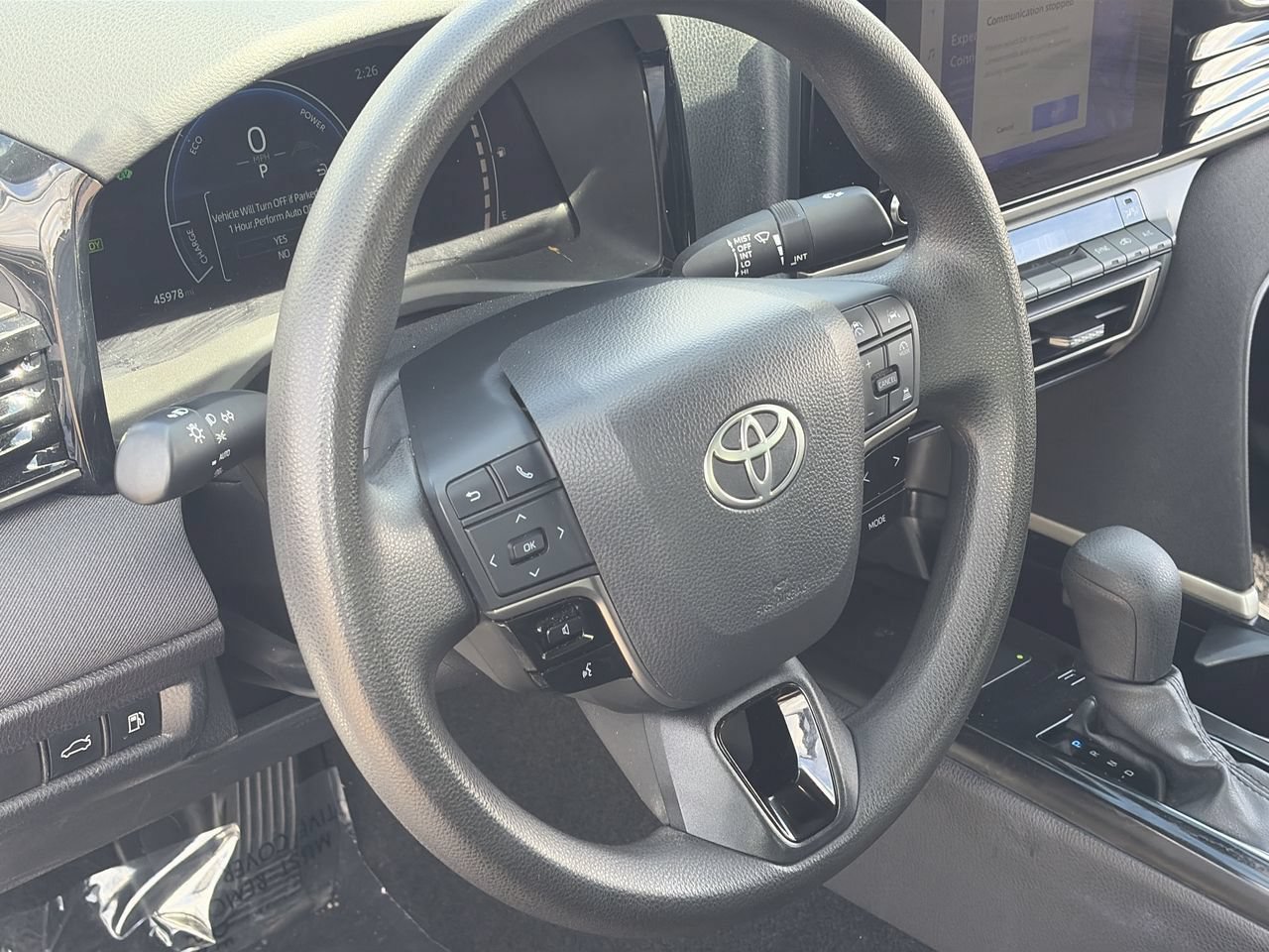 Used 2025 Toyota Camry LE FWD image 12