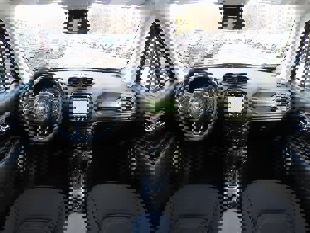 Used 2022 Jeep Renegade Latitude image 18