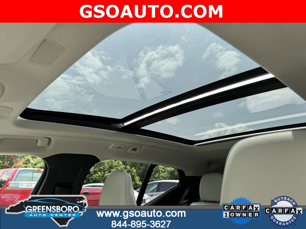 Used 2024 Volvo XC40 B5 Plus w/ Protection Package Premier image 9