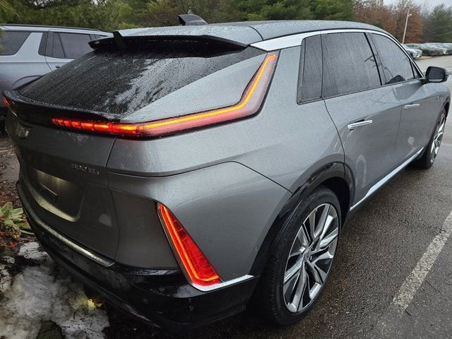 Used 2024 Cadillac Lyriq Luxury w/ Nappa Leather Package image 3