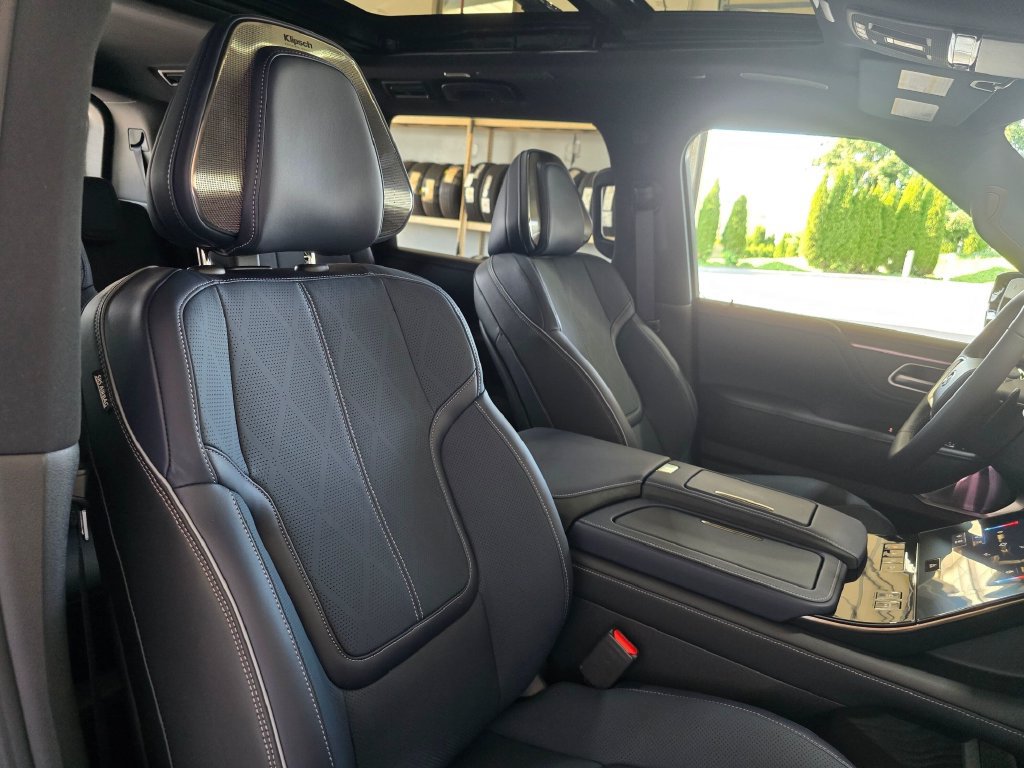 New 2027 INFINITI QX80 Sensory w/ Sport Exterior Package AWD/4WD image 30