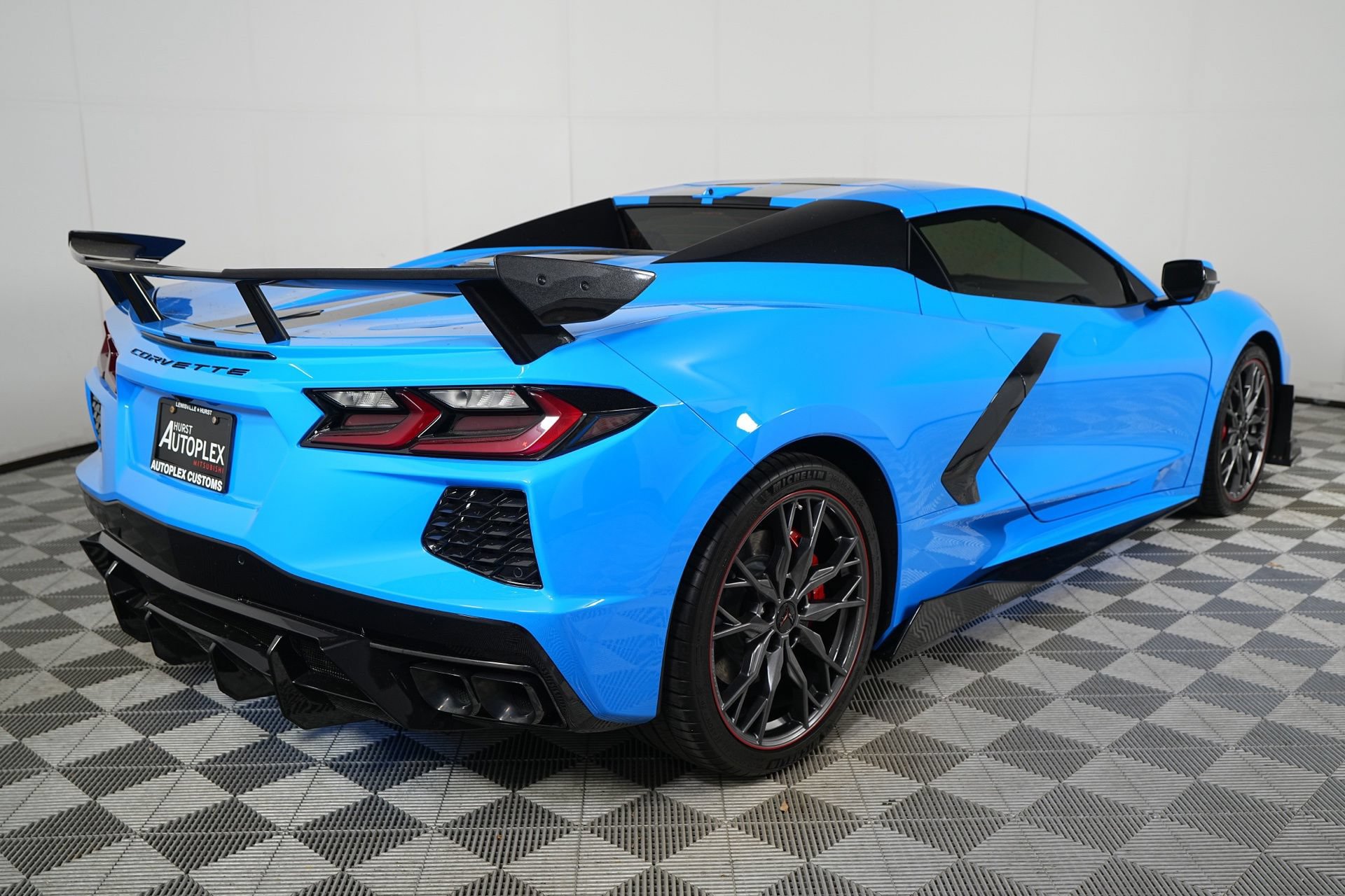 Used 2024 Chevrolet Corvette Stingray Premium Conv w/ Battery Protection Package RWD image 7