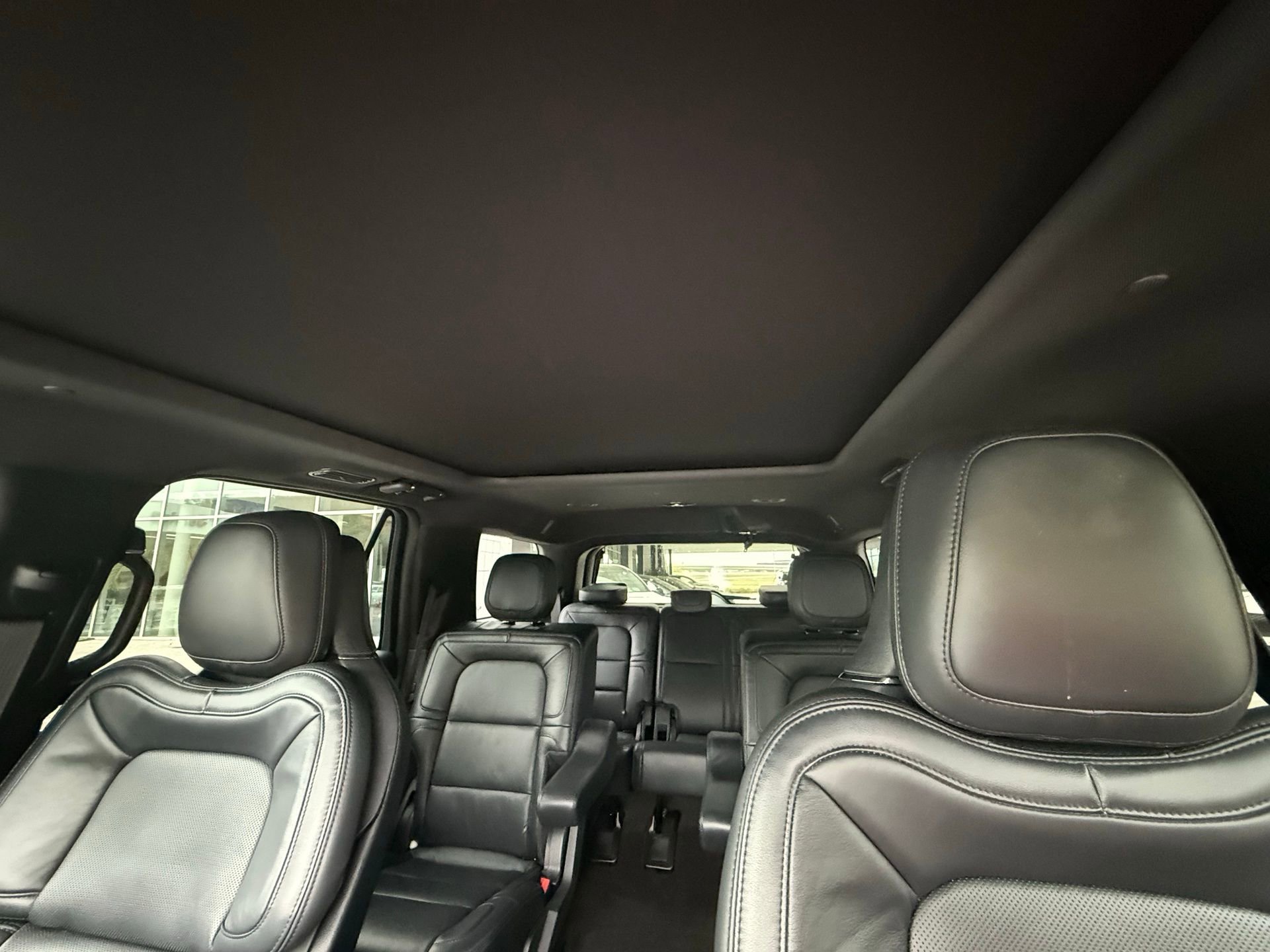 Used 2024 Lincoln Navigator Reserve image 50