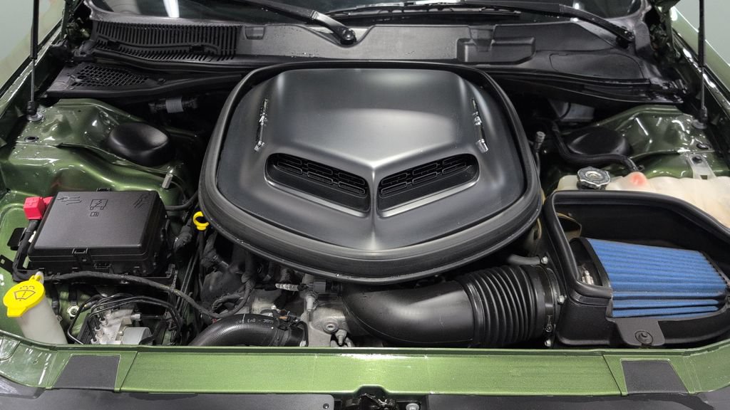 Used 2019 Dodge Challenger R/T w/ Shaker Package RWD image 20