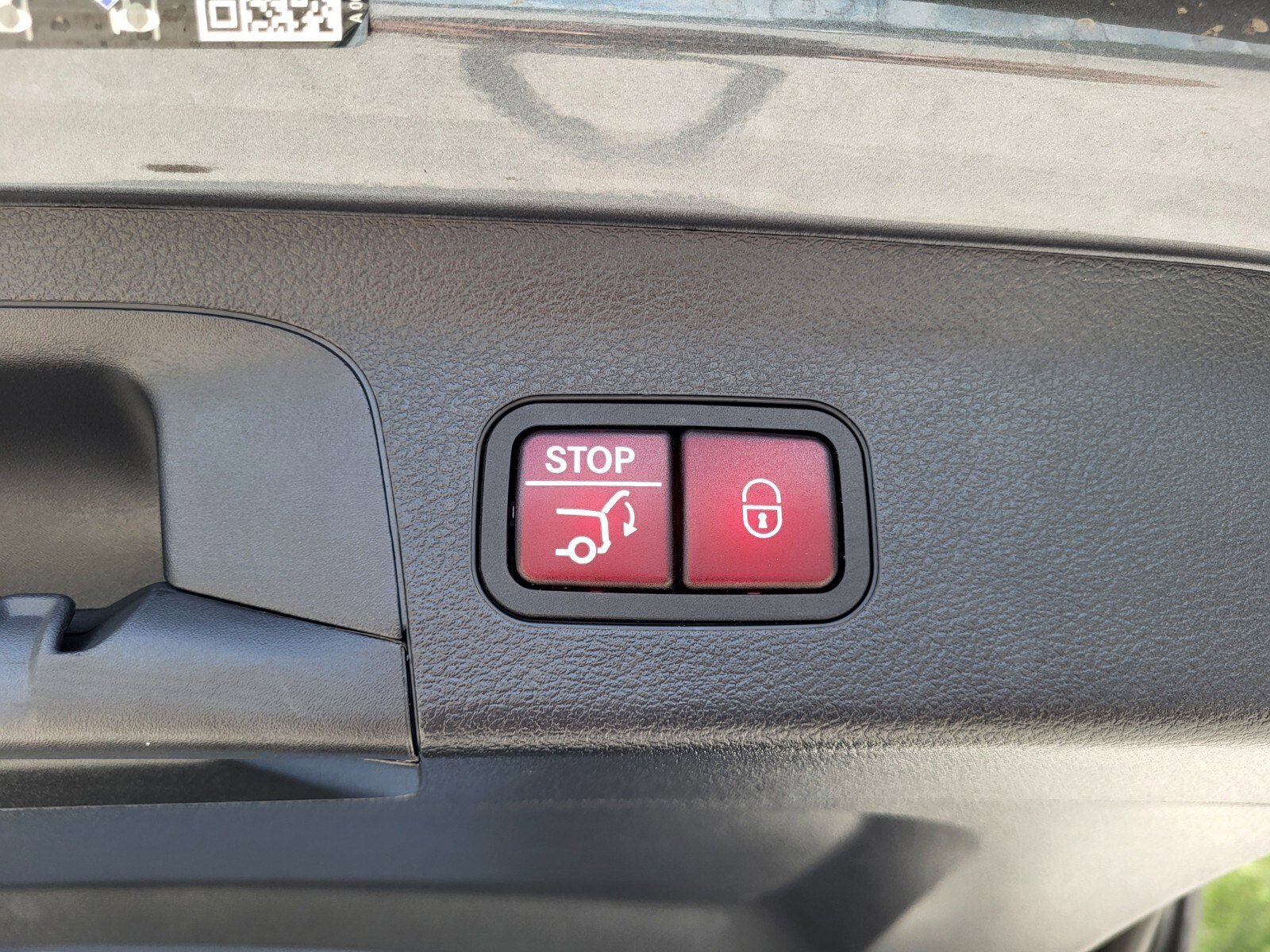 Used 2024 Mercedes-Benz GLS 580 4MATIC image 33