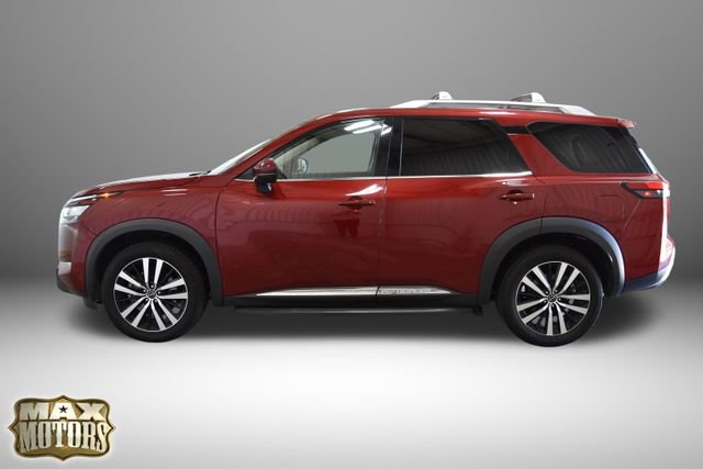 Used 2023 Nissan Pathfinder Platinum w/ Lighting Package (N93) image 2