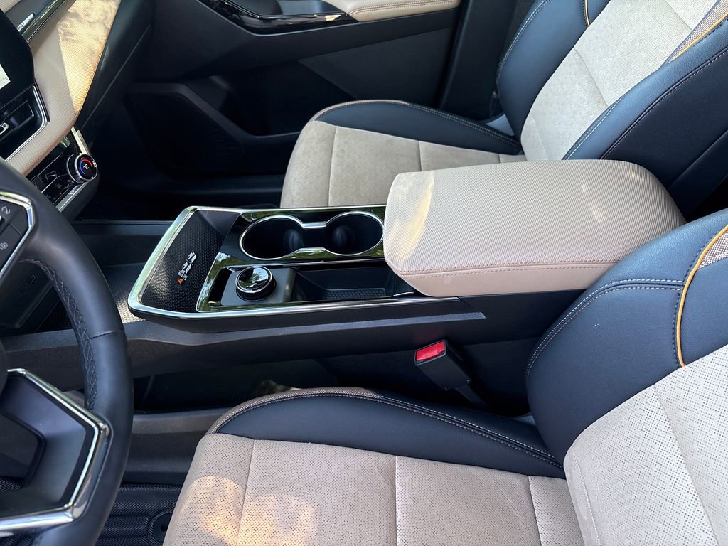 Certified 2026 Chevrolet Equinox ACTIV AWD/4WD image 33
