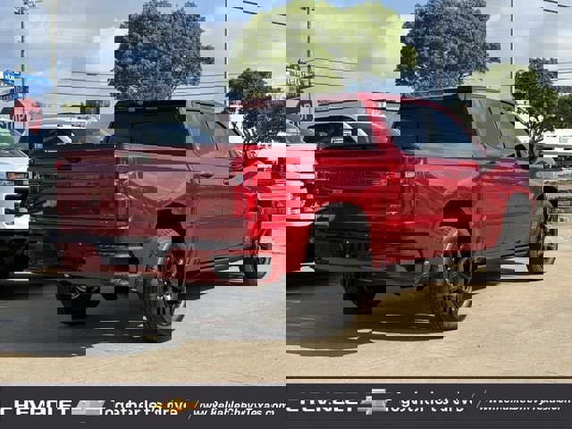 Used 2025 Chevrolet Silverado 1500 RST w/ Convenience Package II image 4
