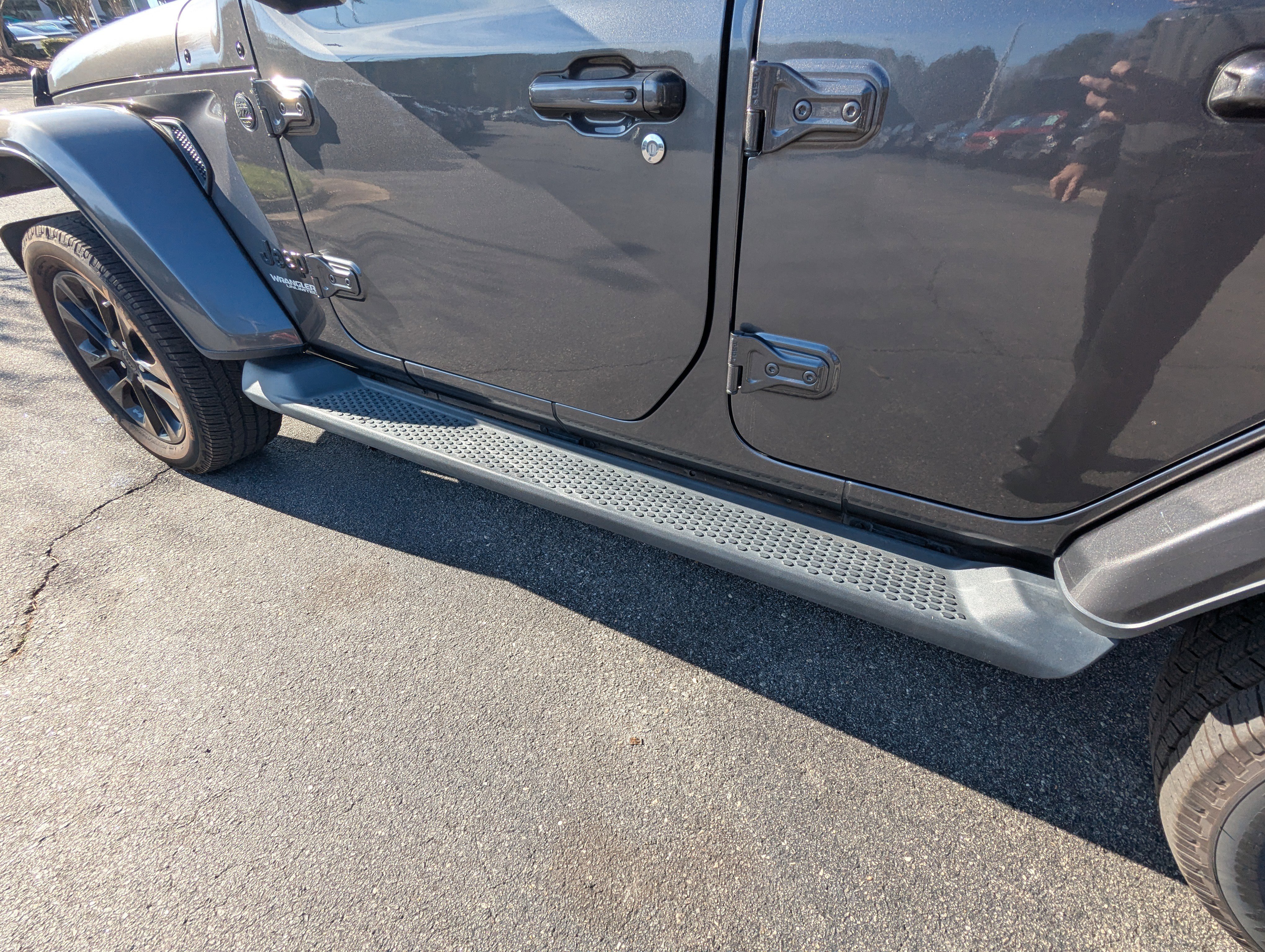 Used 2021 Jeep Wrangler Unlimited Sahara image 28