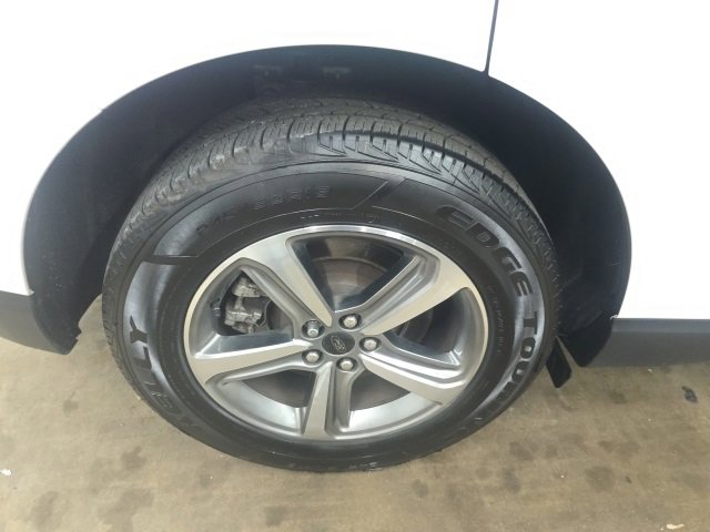 Used 2023 Ford Edge SEL w/ Convenience Package image 8