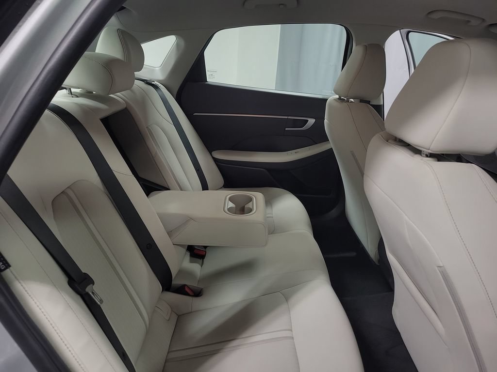 Used 2025 Hyundai Sonata SEL FWD image 29