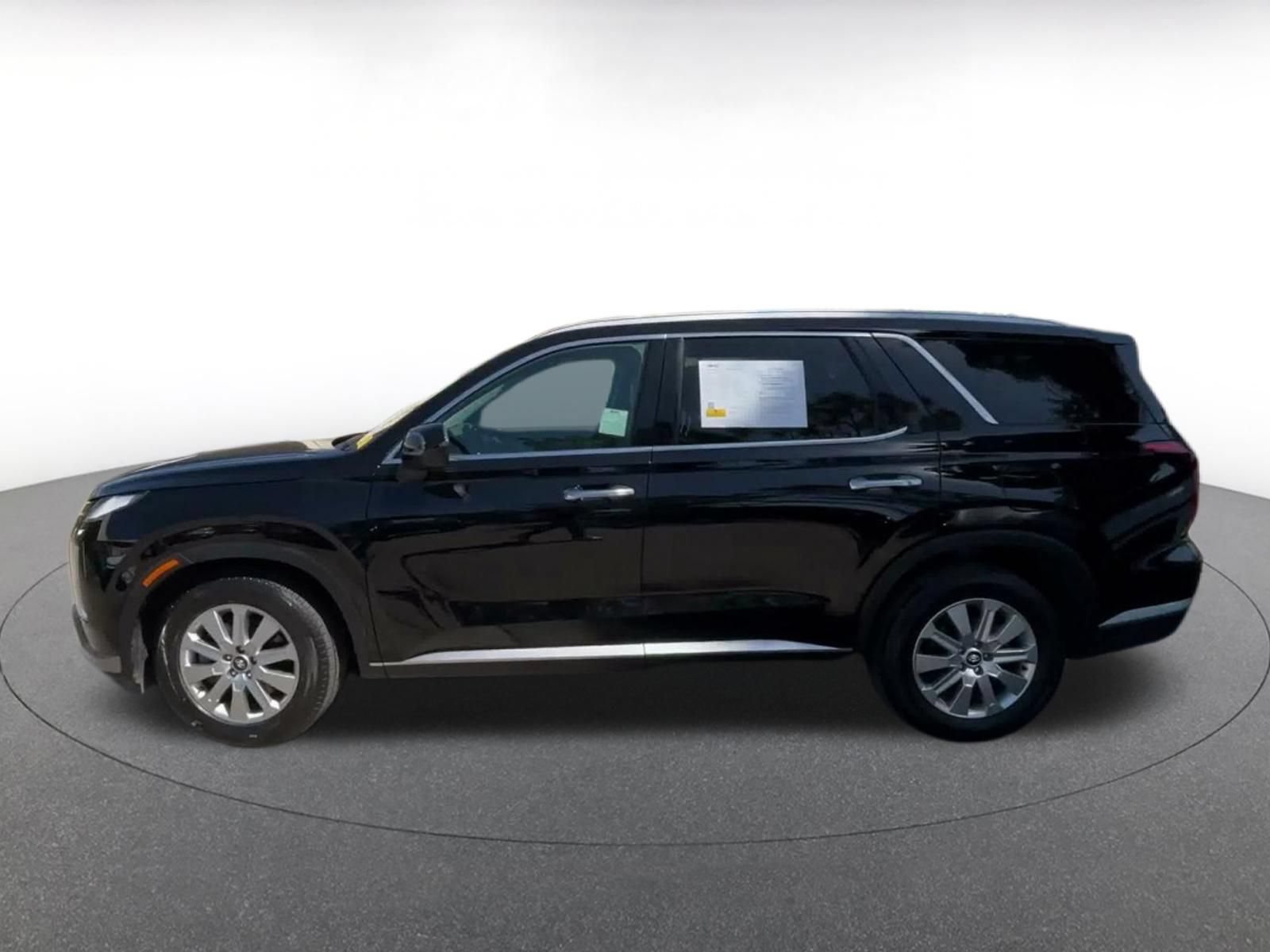 Used 2025 Hyundai Palisade SEL FWD image 8