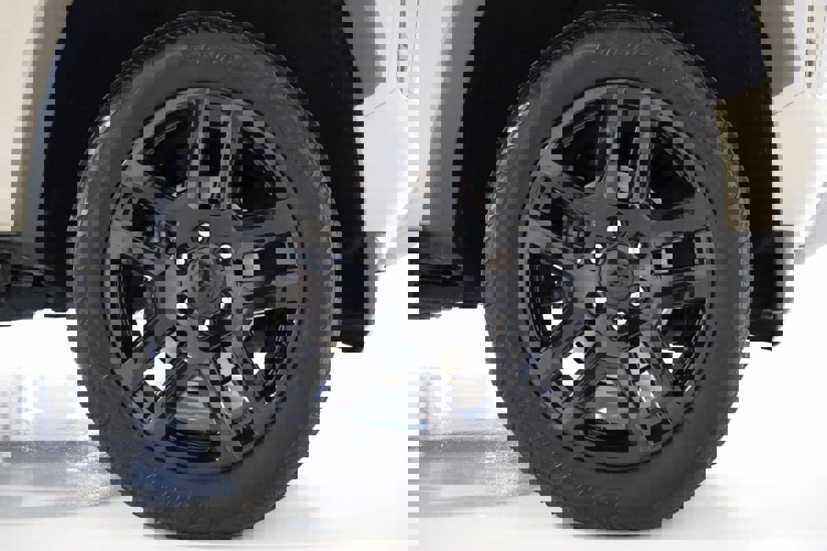 Used 2024 Chevrolet Colorado Z71 w/ Z71 Convenience Package 2 image 83