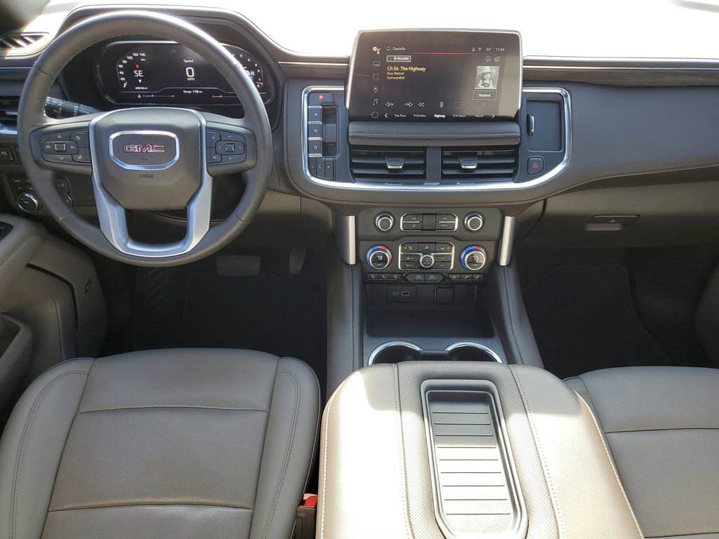 Certified 2024 GMC Yukon SLT w/ SLT Luxury Package image 27