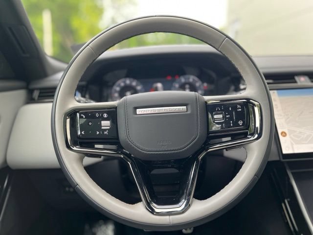 Used 2026 Land Rover Range Rover Velar Dynamic SE AWD/4WD image 35