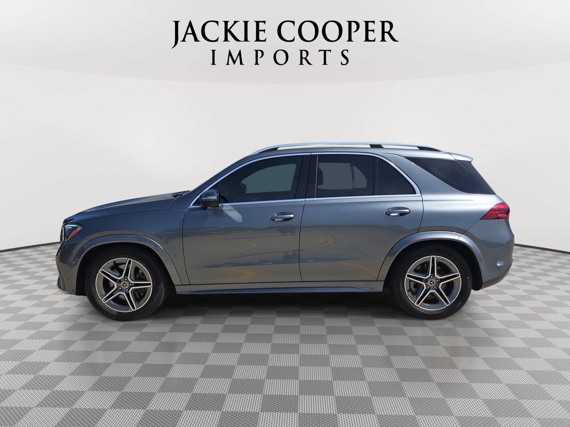 Used 2024 Mercedes-Benz GLE 450 4MATIC image 8