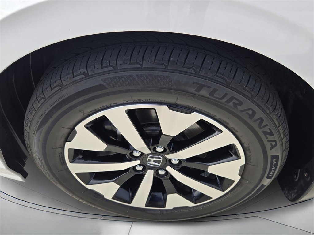 Certified 2025 Honda Odyssey EX-L image 9