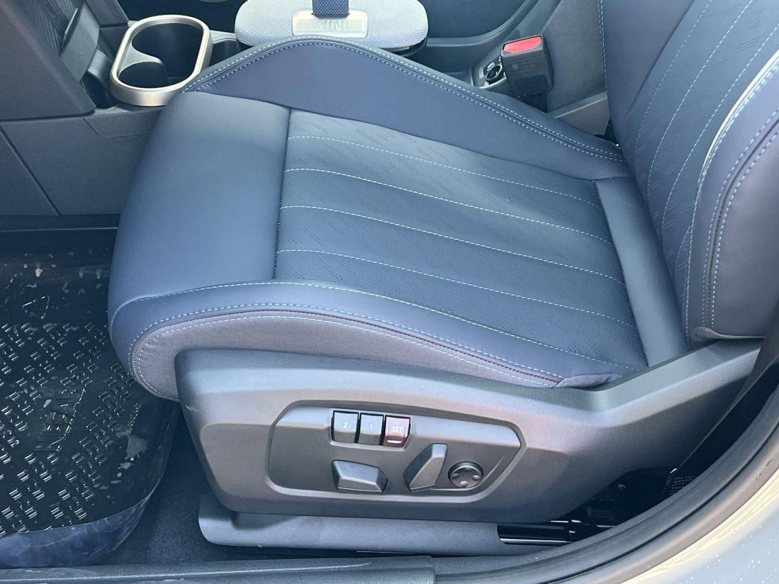 New 2025 MINI Cooper S image 11