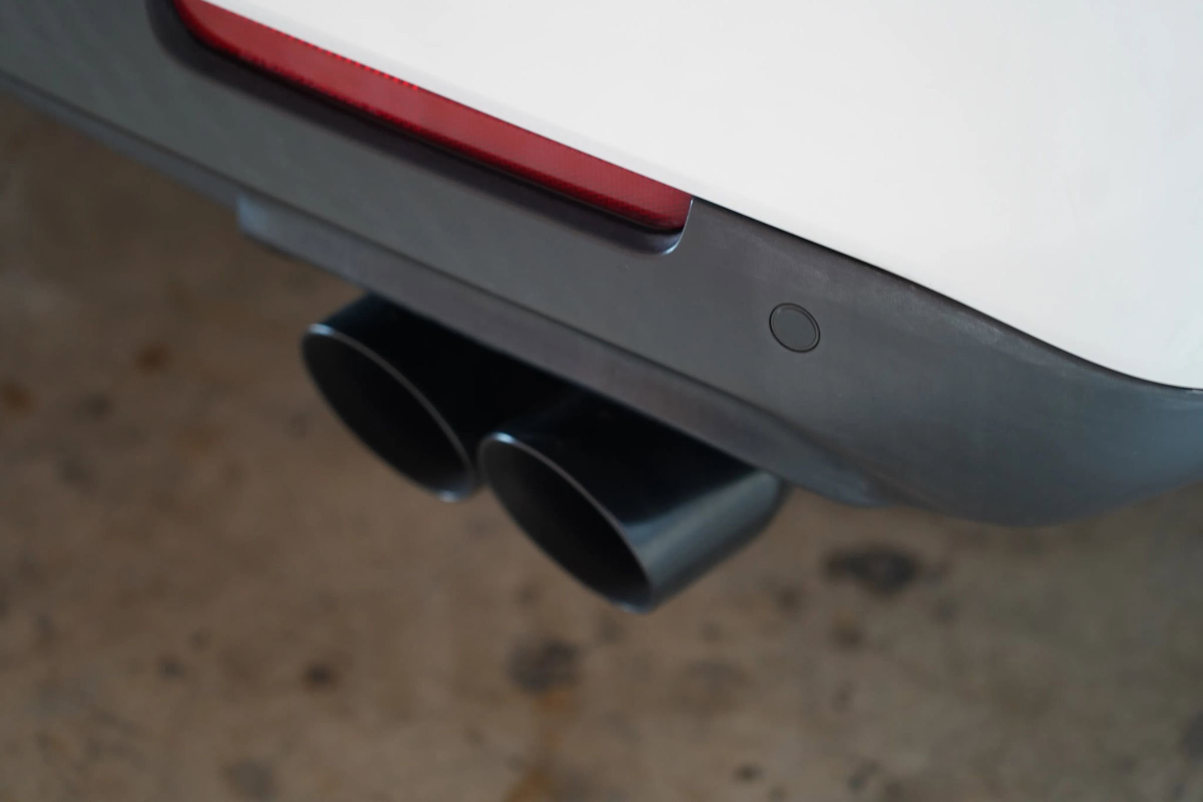 Used 2019 Dodge Challenger R/T w/ Blacktop Package image 35