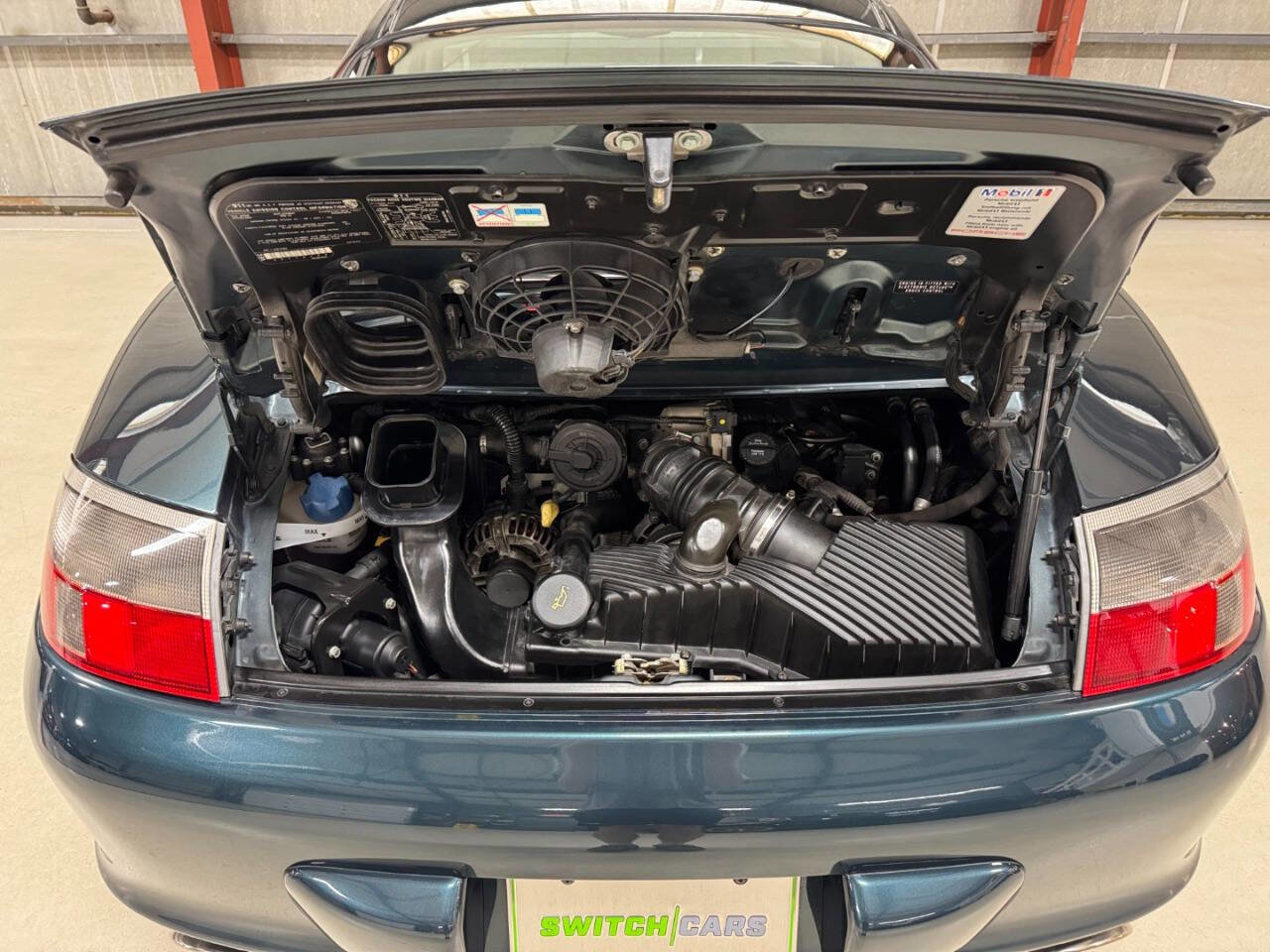 Used 2003 Porsche 911 Carrera image 9