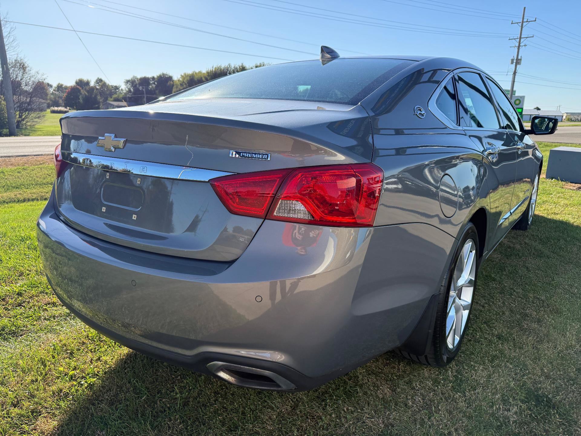 Certified 2018 Chevrolet Impala Premier FWD image 7