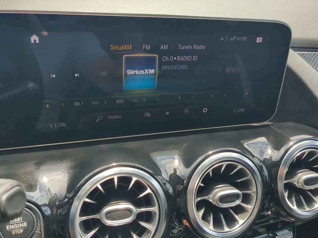 Certified 2021 Mercedes-Benz GLA 35 AMG 4MATIC image 6